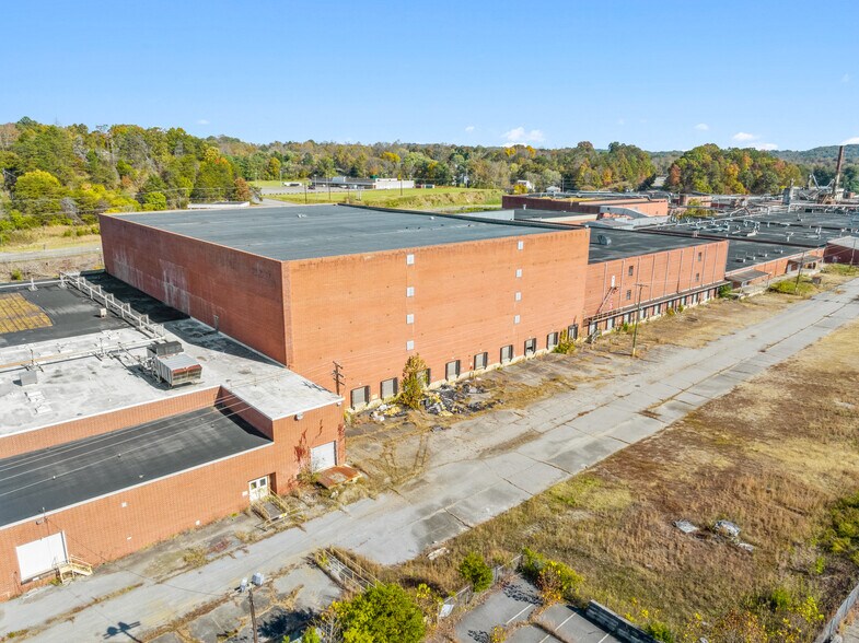 More Photos Of 1641 Fairystone Park Hwy, Stanleytown Warehouse For Sale