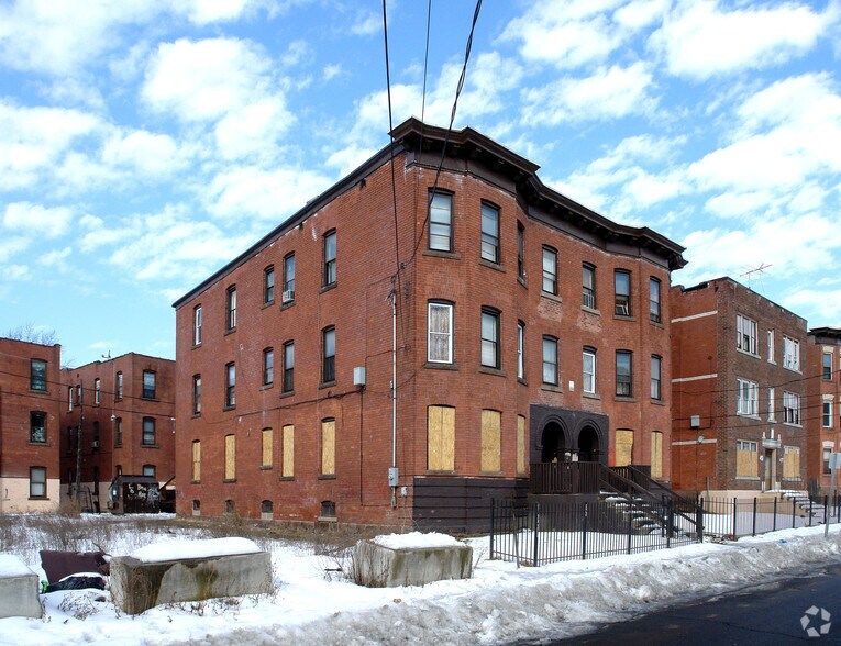 More Photos Of , Hartford Multifamily For Sale