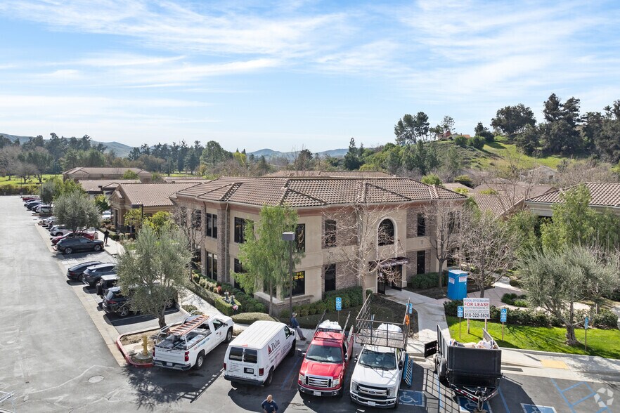 More Photos Of 1175 Swallow Ln, Simi Valley Medical For Lease