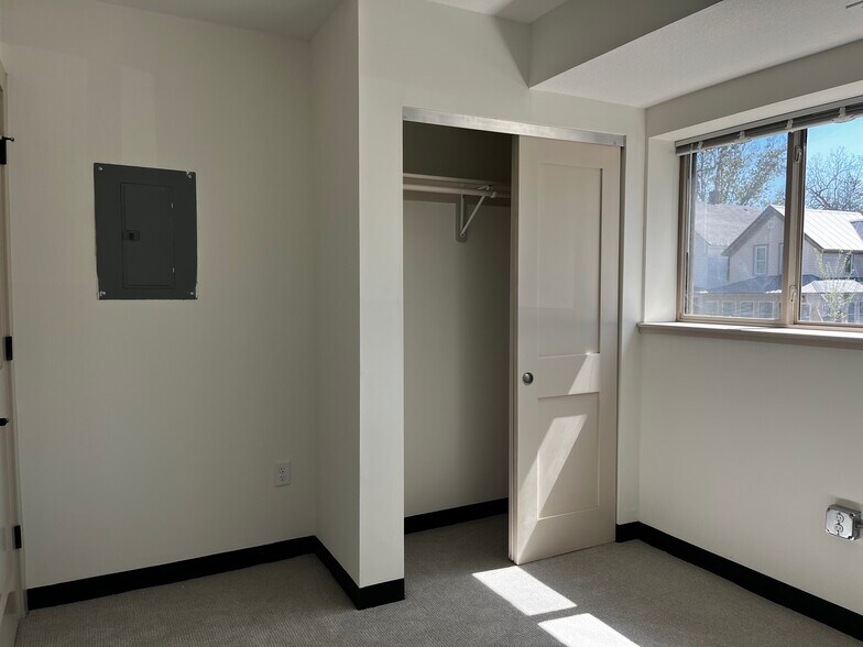 More Photos Of 480 8th St, Red Wing Apartments For Sale