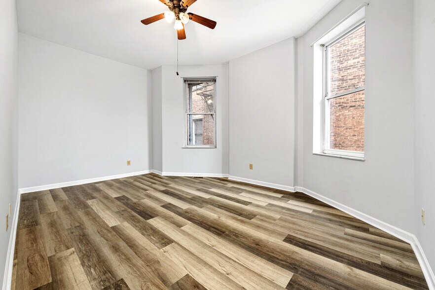 More Photos Of 3213 Vine St, Cincinnati Apartments For Sale