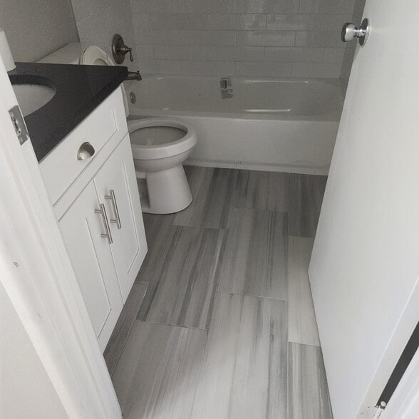 More Photos Of 536 Schroeder Ave, Peotone Apartments For Sale