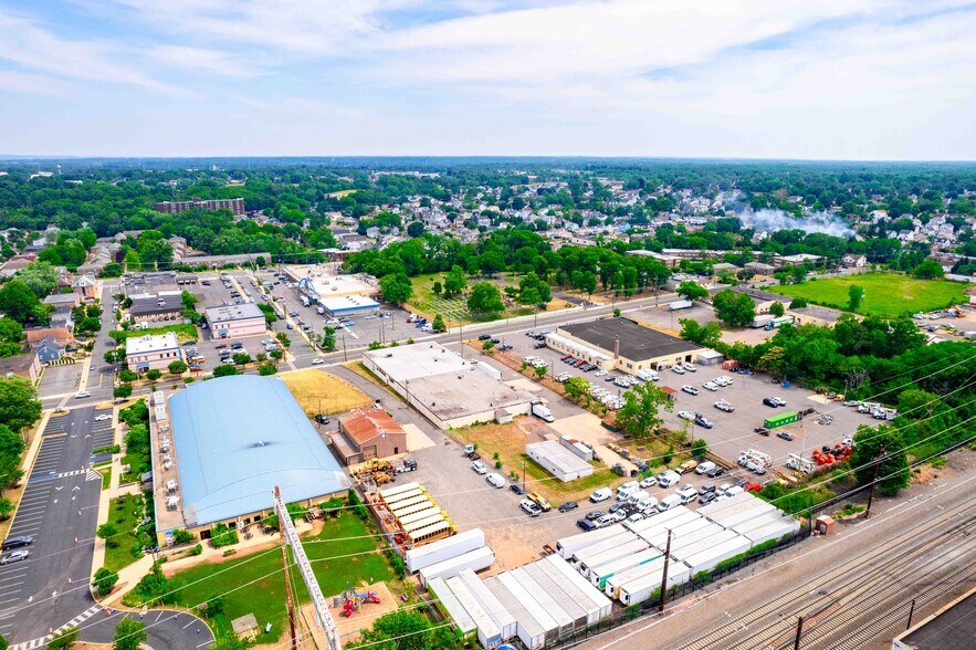 More Photos Of 569 Joyce Kilmer Ave, New Brunswick Industrial For Sale