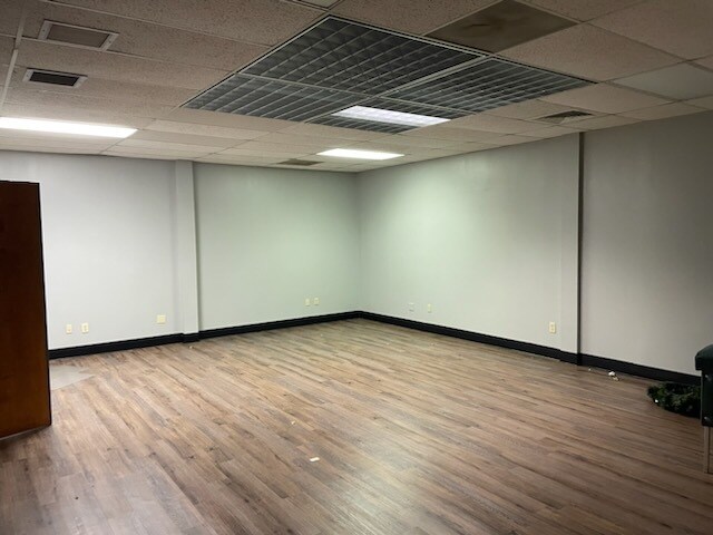 More Photos Of 876-878 Hillcrest Rd, Mobile Industrial For Sale