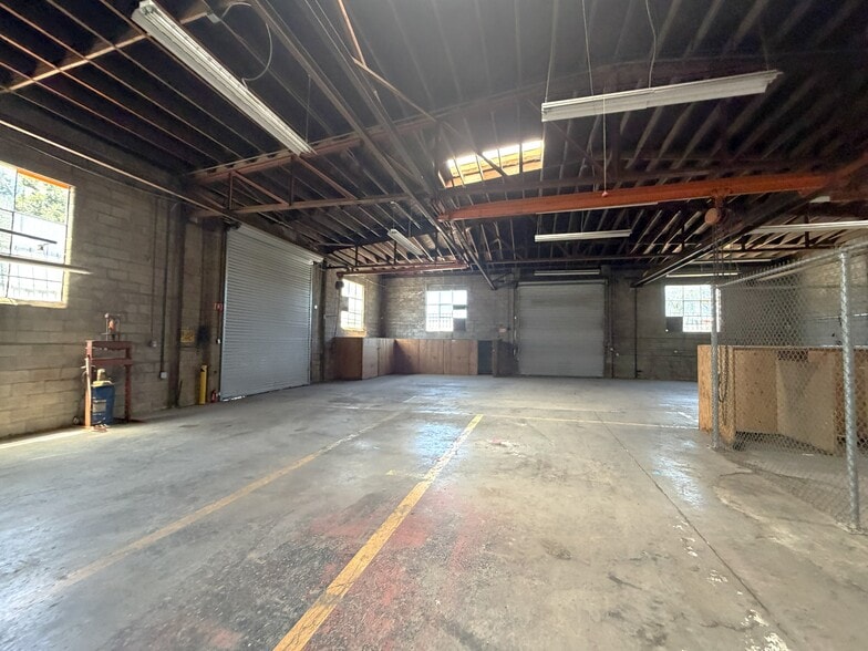 More Photos Of 85 Old Tully Rd, San Jose Service For Lease