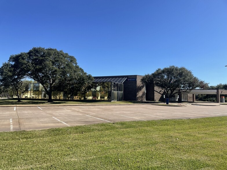 More Photos Of 301 This Way St, Lake Jackson Land For Sale