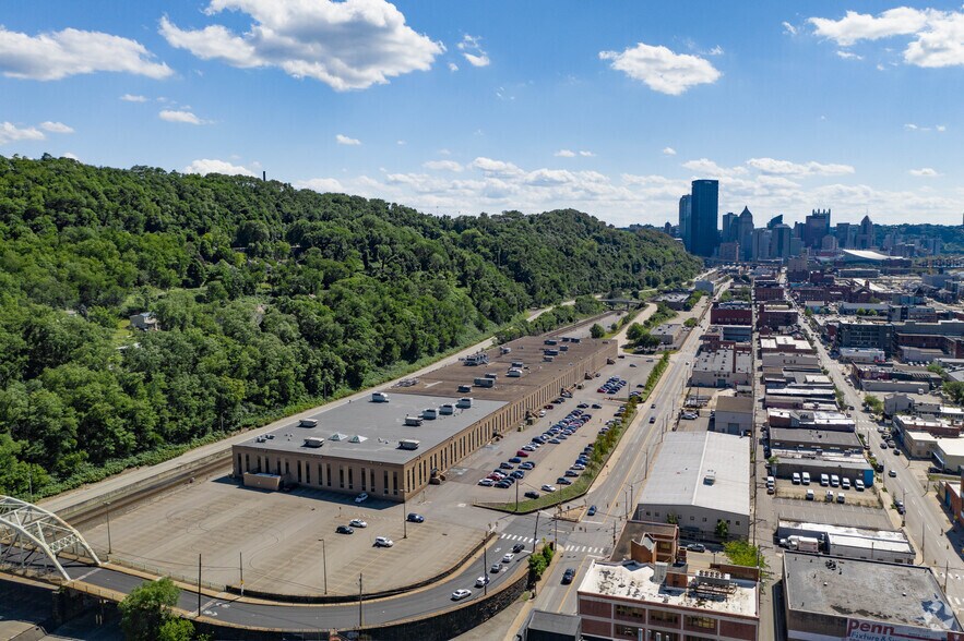 More Photos Of 2600-2800 Liberty Ave, Pittsburgh Office For Lease