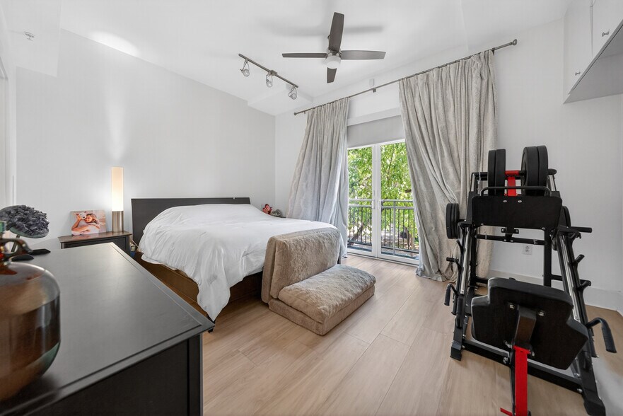More Photos Of 444 S Blount St, Raleigh Apartments For Sale