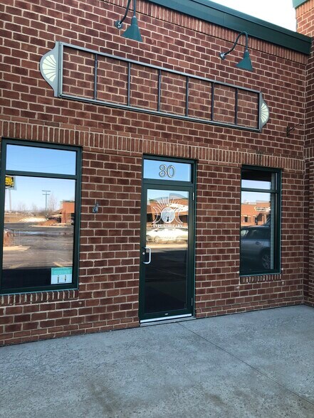 More Photos Of 2625 Development Dr, Green Bay Storefront Retail Office For Lease