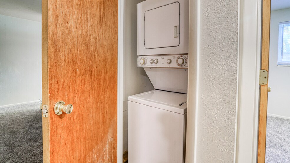 More Photos Of 225 Terry St, Longmont Apartments For Sale