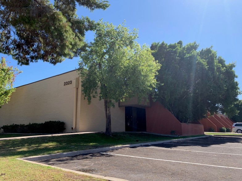 Primary Photo Of 2323 E Magnolia St, Phoenix Warehouse For Lease