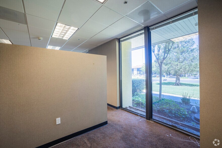 More Photos Of 355 N Wiget Ln, Walnut Creek Office For Sale
