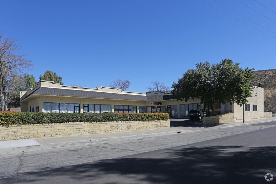 Primary Photo Of 17866 Sierra Hwy, Santa Clarita Office For Lease