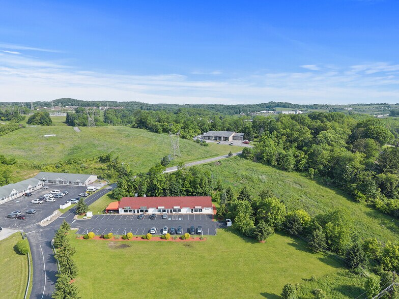 More Photos Of 673 Morganza Rd, Canonsburg Storefront Retail Office For Lease