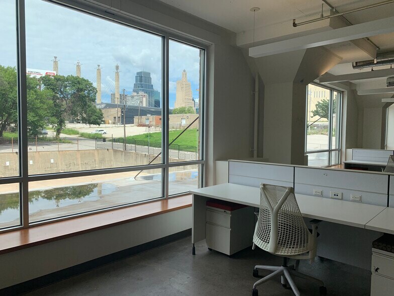 More Photos Of 1656 Washington St, Kansas City Loft Creative Space For Lease