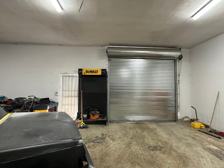 More Photos Of 2220 SW 60th Ter, Miramar Manufacturing For Sale