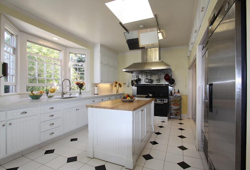 More Photos Of 2476 Main St, Cambria Hospitality For Sale