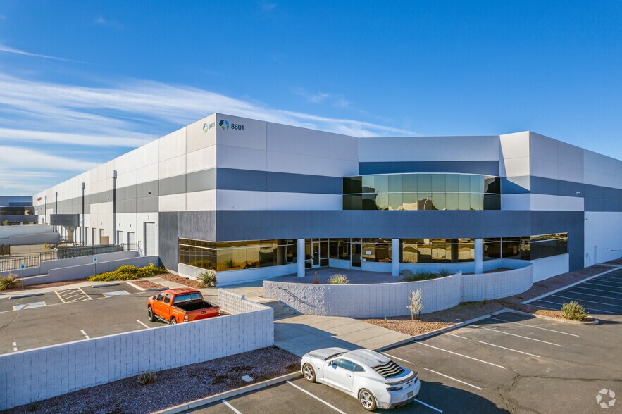More Photos Of 8601 W Jefferson St, Tolleson Warehouse For Lease