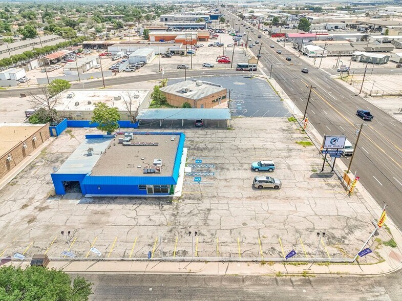 More Photos Of 2201 E 8th St, Odessa Office For Lease