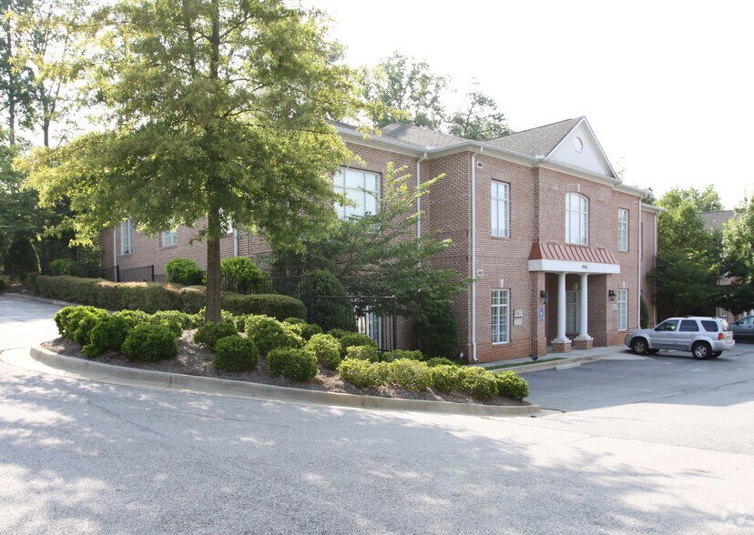 Primary Photo Of 4562 Lawrenceville Hwy, Lilburn Medical For Lease