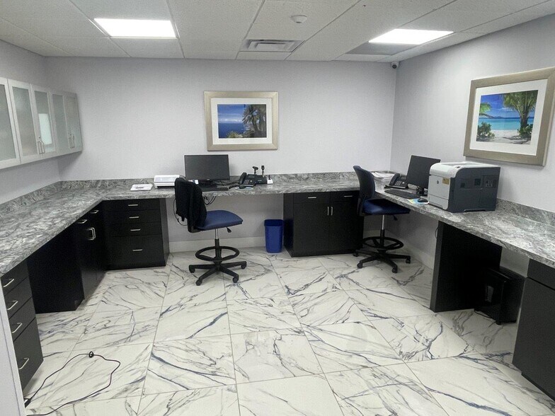 More Photos Of 493 Semoran Blvd, Casselberry Medical For Lease