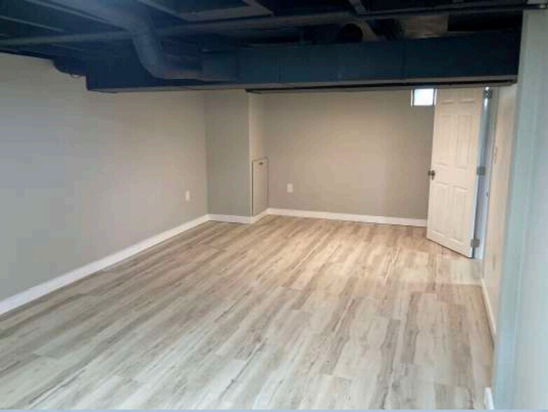 More Photos Of 1320 Harding Ave, Hershey Specialty For Sale