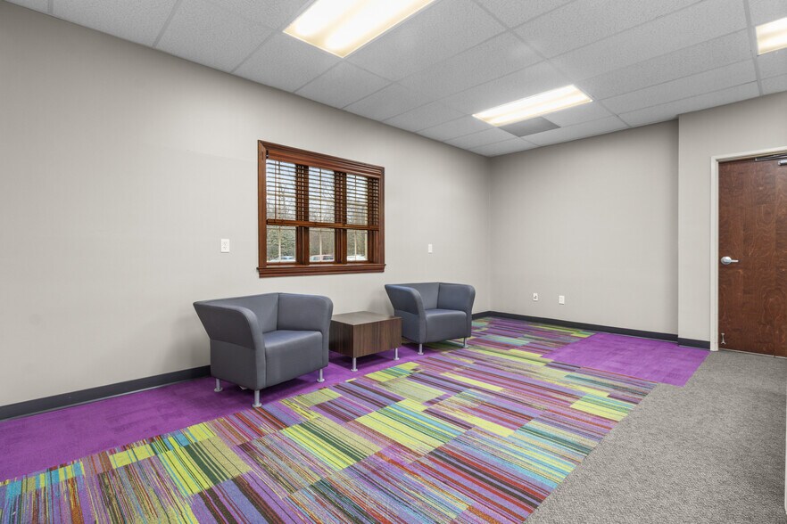 More Photos Of 695 Pro Med Ln, Carmel Medical For Sale