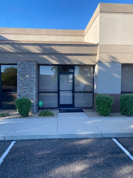 More Photos Of 7170 W Camino San Xavier, Glendale Medical For Lease