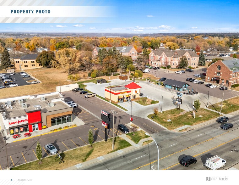 More Photos Of 1720 E 10th St, Sioux Falls Auto Repair For Sale