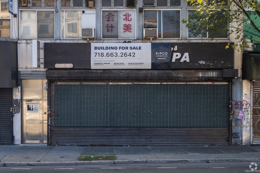 More Photos Of 13514 Northern Blvd, Flushing Storefront Retail Office For Sale