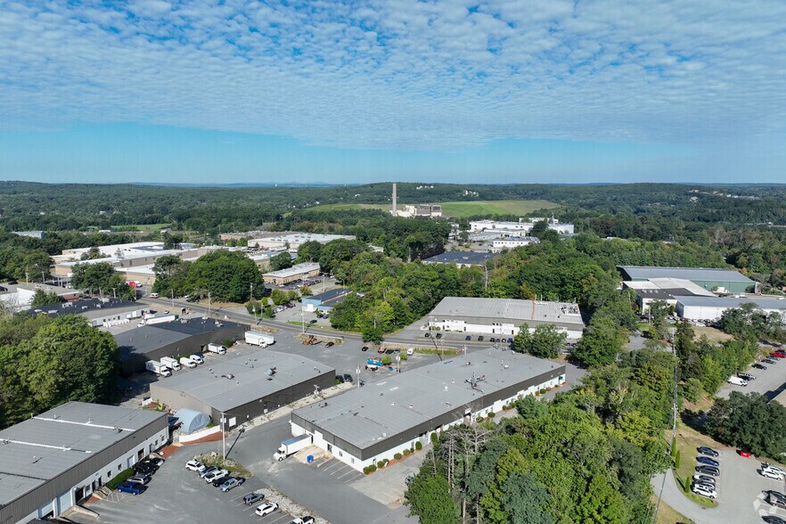 More Photos Of 12 Rogers Rd, Haverhill Manufacturing For Lease