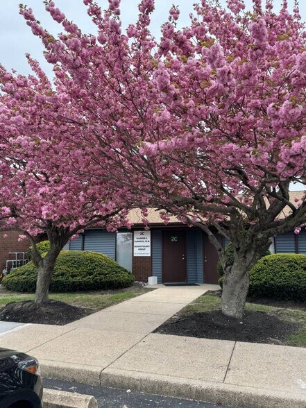 More Photos Of Sunset Road and Hospital Drive, Willingboro Medical For Lease