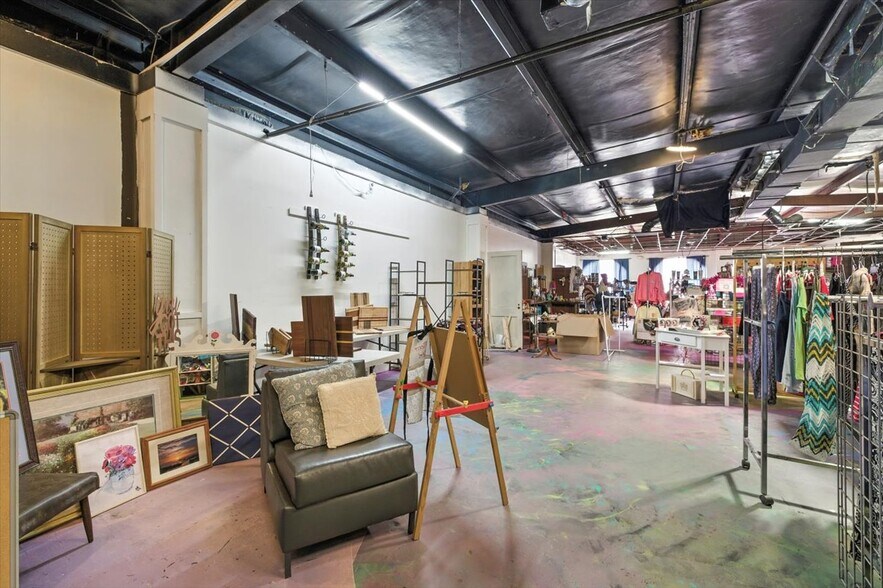 More Photos Of 2122 W Pensacola St, Tallahassee Freestanding For Lease