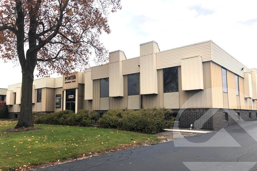 Primary Photo Of 5321 Southwyck Blvd, Toledo Office For Sale