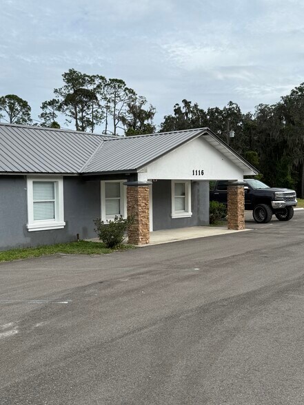 More Photos Of 1116 Us-17, Palatka Medical For Lease