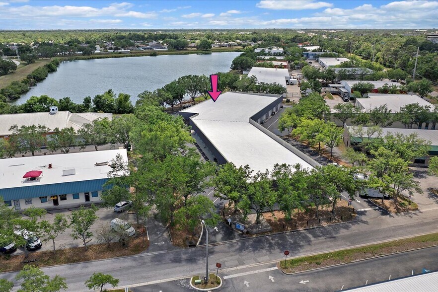 More Photos Of 1891 Porter Lake Dr, Sarasota Light Manufacturing For Sale