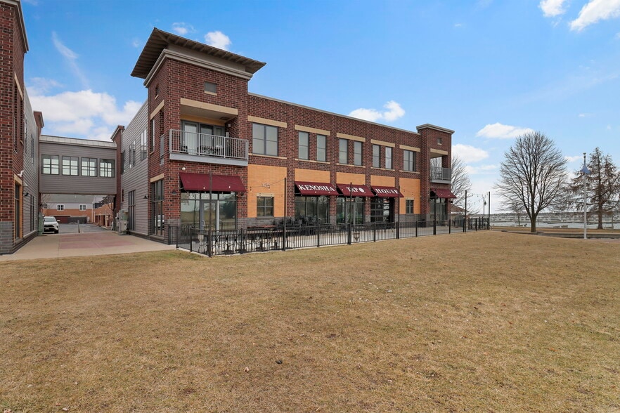 More Photos Of 115-125 56th St, Kenosha Restaurant For Sale