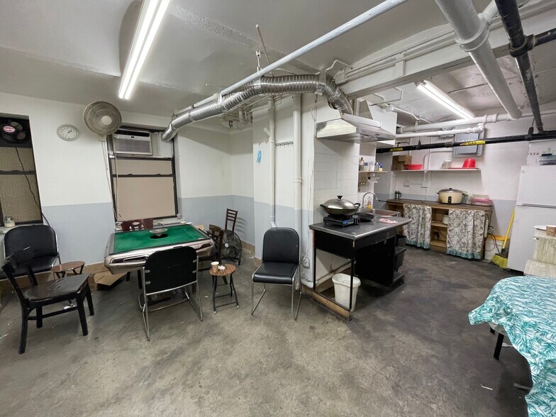 More Photos Of 77-79 Madison St, New York Apartments For Lease