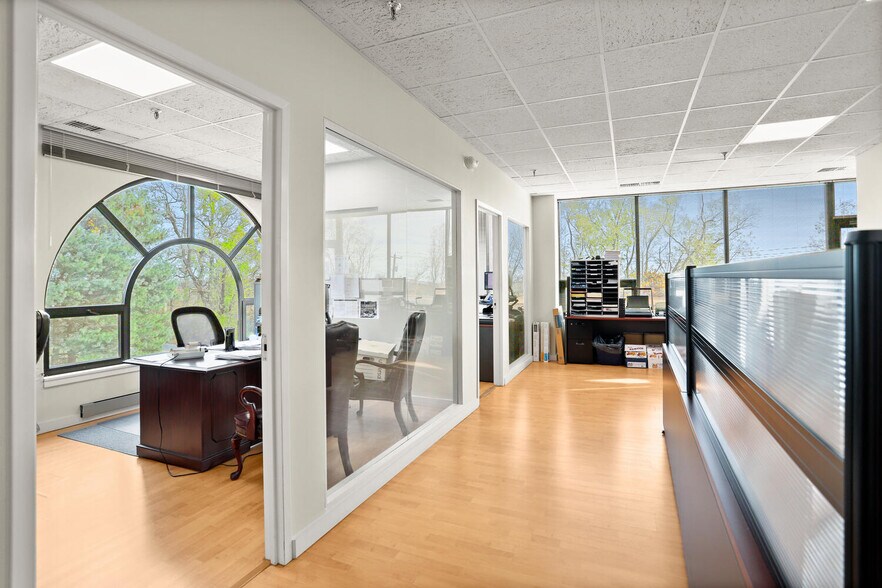 More Photos Of 1077 Bridgeport Ave, Shelton Unknown For Lease