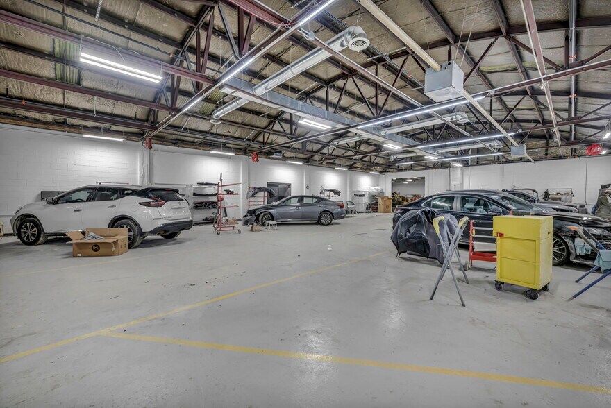 More Photos Of 1025 E Fifth Ave, Columbus Warehouse For Lease