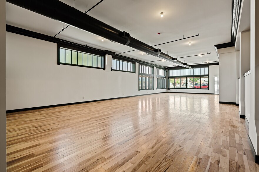 More Photos Of 103-116 W 3rd Ave, Ellensburg Restaurant For Lease