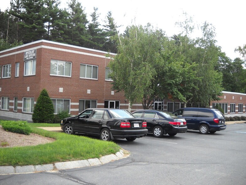 More Photos Of 47 E Grove St, Middleboro Office For Lease
