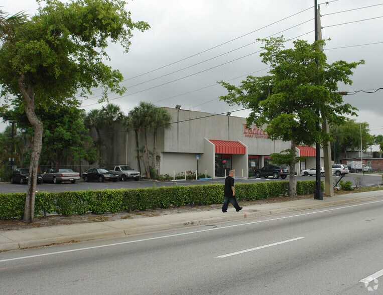 More Photos Of 770 W Sunrise Blvd, Fort Lauderdale Freestanding For Sale