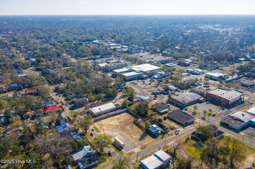 More Photos Of 1102 Chestnut St, Wilmington Land For Sale