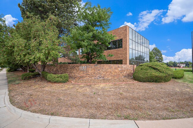 More Photos Of 1101 W Mineral Ave, Littleton Office For Sale
