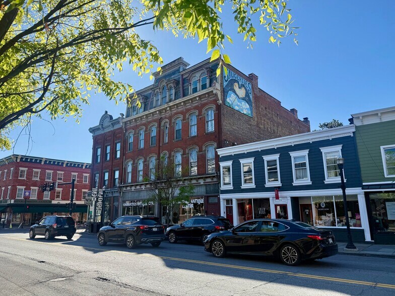 More Photos Of 220 Main St, Saugerties Storefront Retail Residential For Sale
