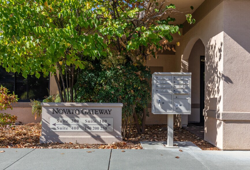 More Photos Of 690 De Long Ave, Novato Office For Sale