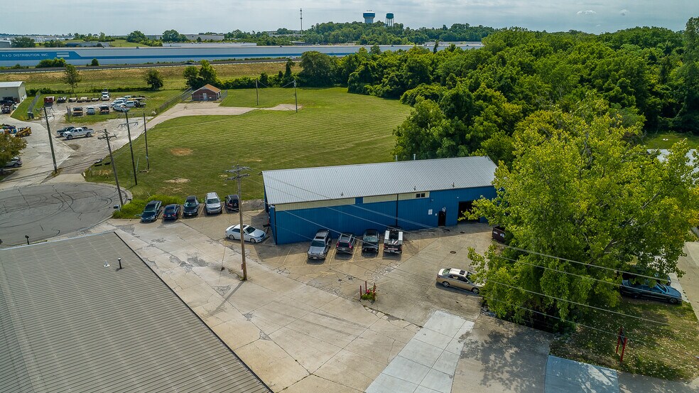 More Photos Of 3190 Profit Dr, Fairfield Warehouse For Lease