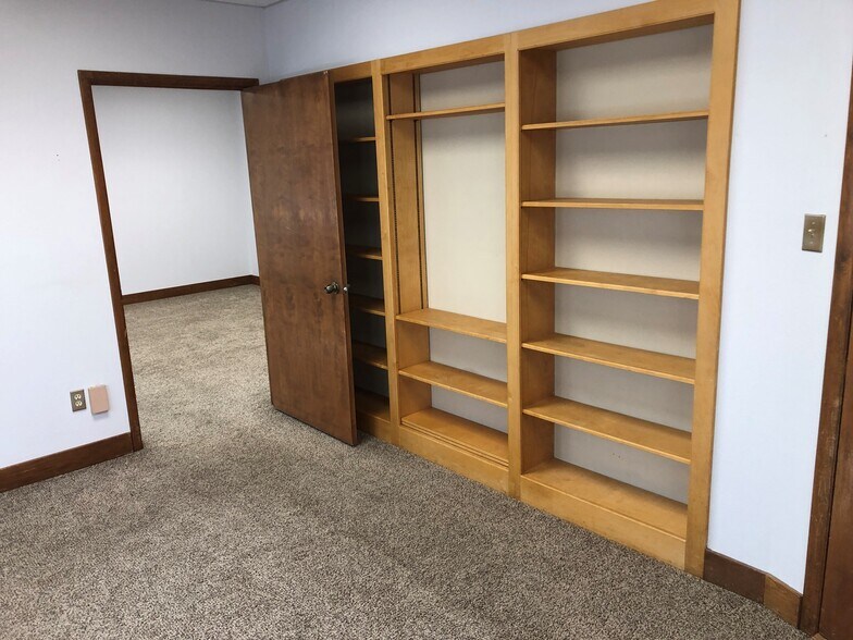 More Photos Of 601 E Seltice St, Post Falls Office For Lease