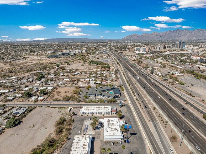More Photos Of 1000 S Freeway, Tucson Rehabilitation Center For Lease